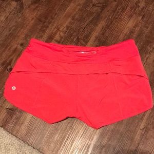 Lululemon size 8 hot pink Speed up 2.5” shorts